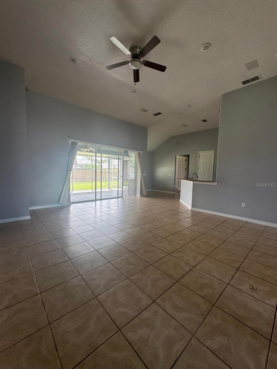 ROCKET CITY - Residential Lease