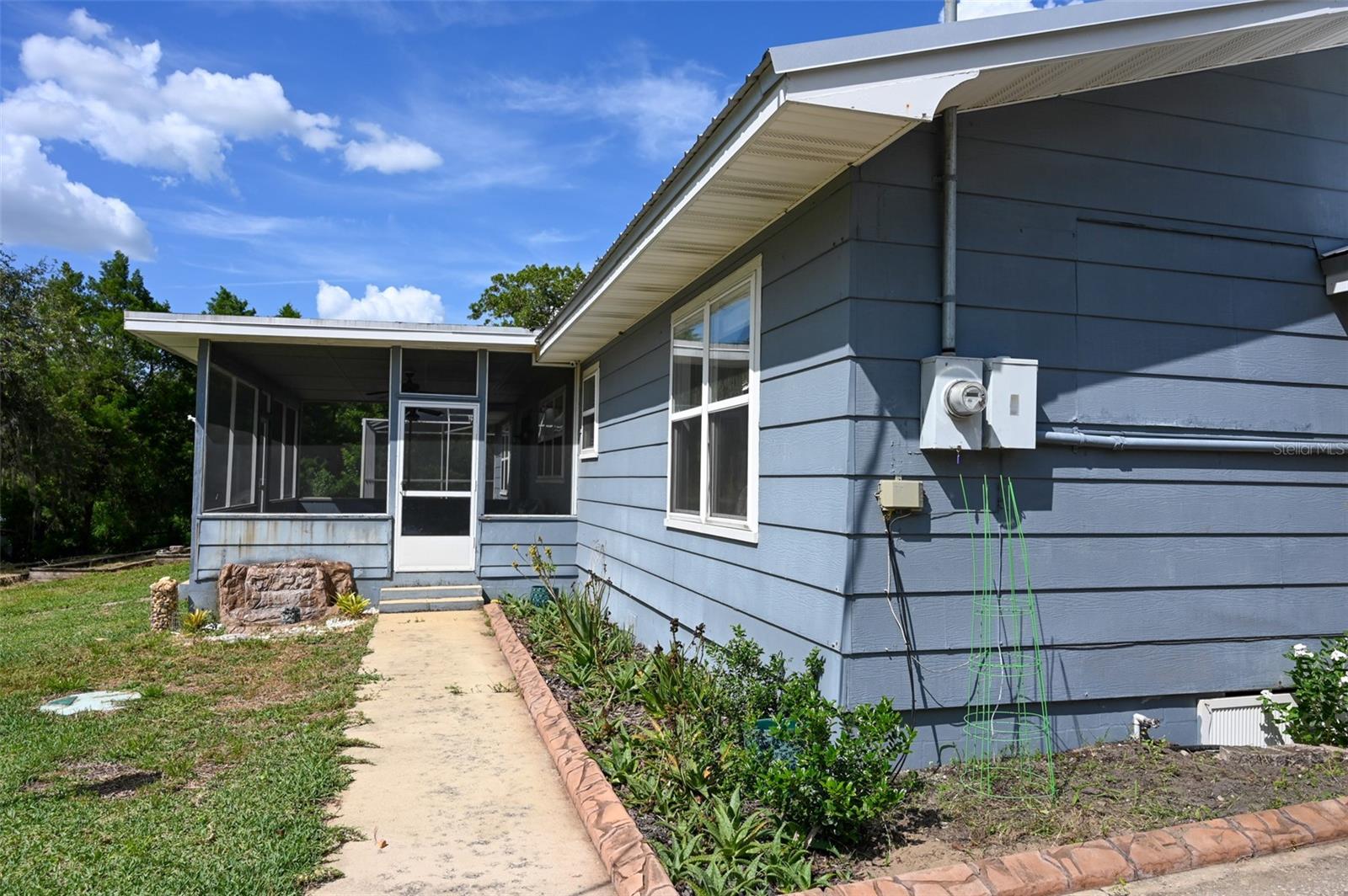 ACREAGE - Residential