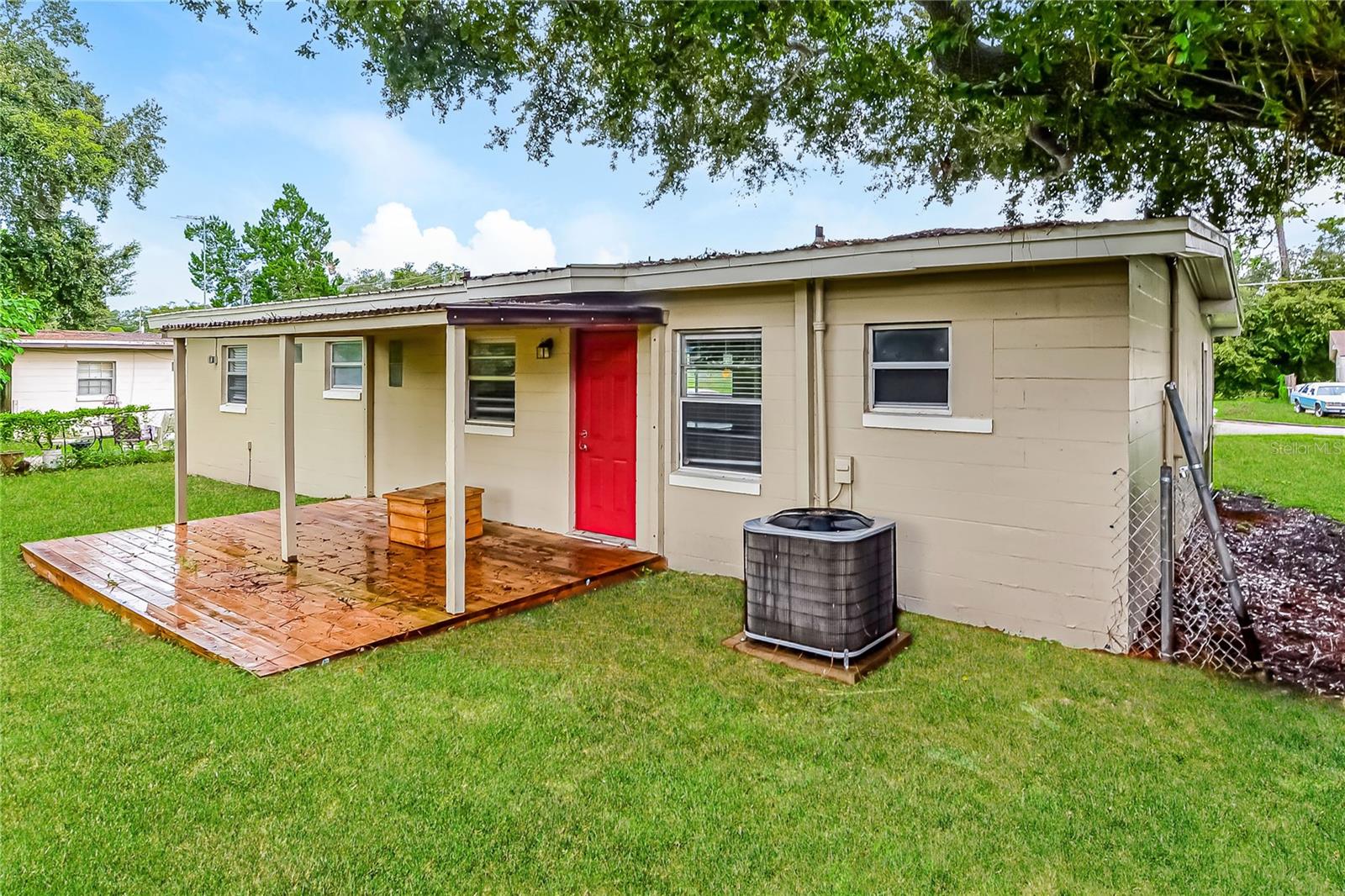 RIVERSIDE PARK ESTATES - Residential Lease