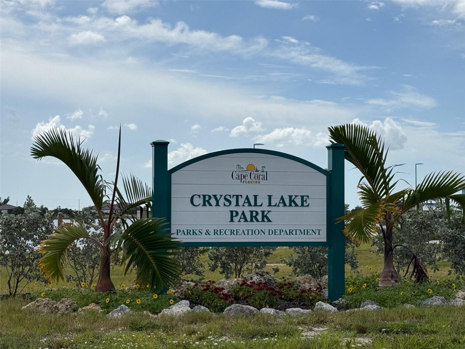 CAPE CORAL - Land