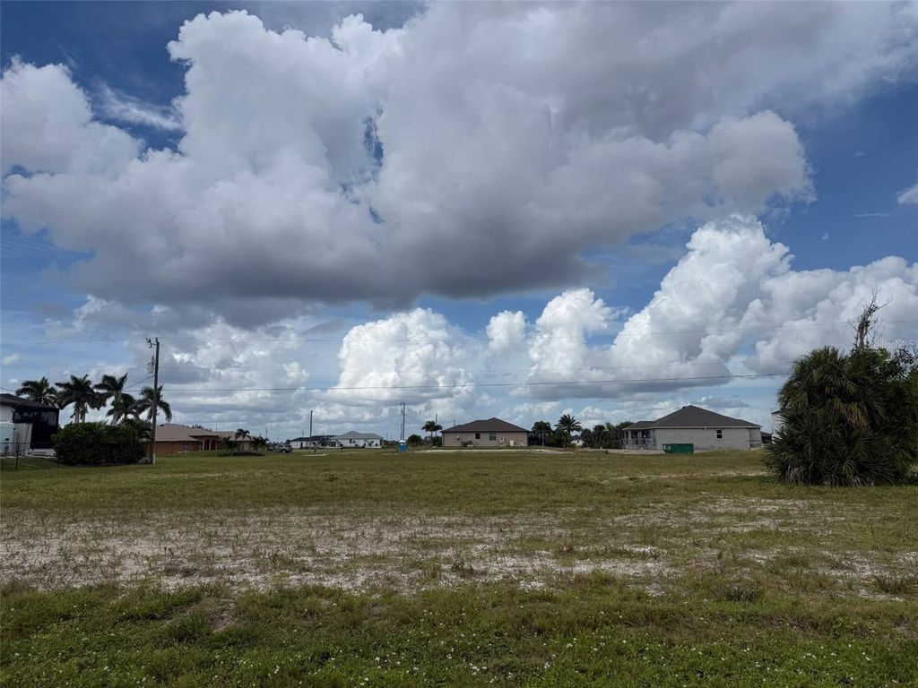 Photo of 4408 NW 34th Terrace, Cape Coral, FL 33993 (MLS # O6349701)