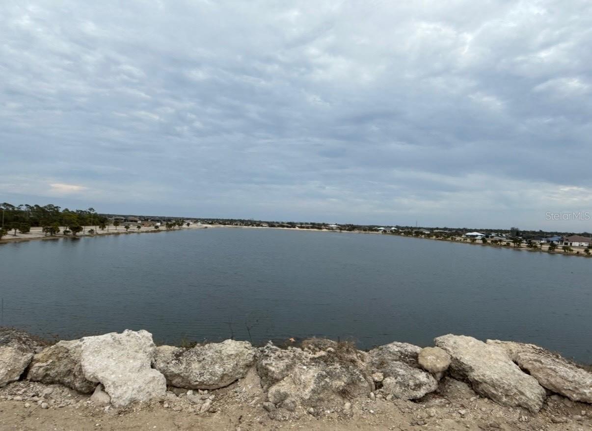 CAPE CORAL - Land