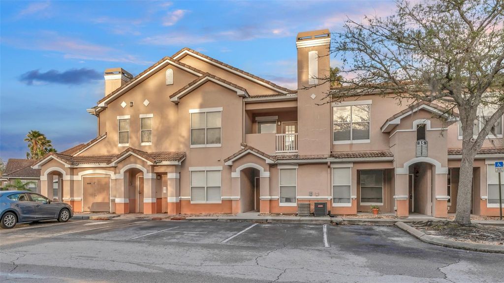 Photo of 18023 Villa Creek Drive #18023, Tampa, FL 33647 (MLS # TB8364839)