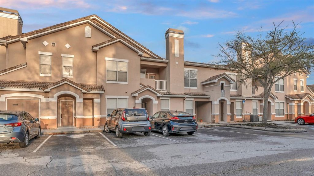 Photo of 18023 Villa Creek Drive #18023, Tampa, FL 33647 (MLS # TB8364839)