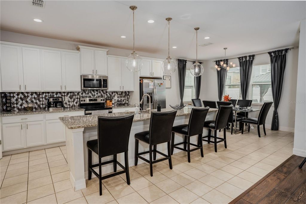 Photo of 3324 Forton Drive, Orlando, FL 32824 (MLS # S5144041)