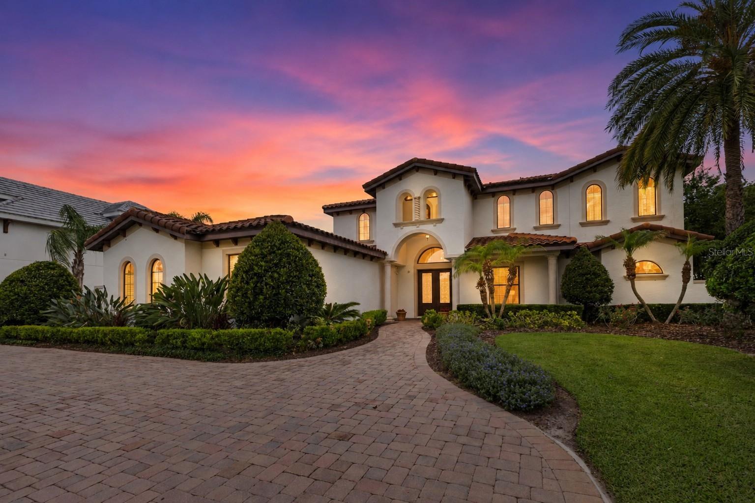 15592 AVENUE OF THE ARBORS