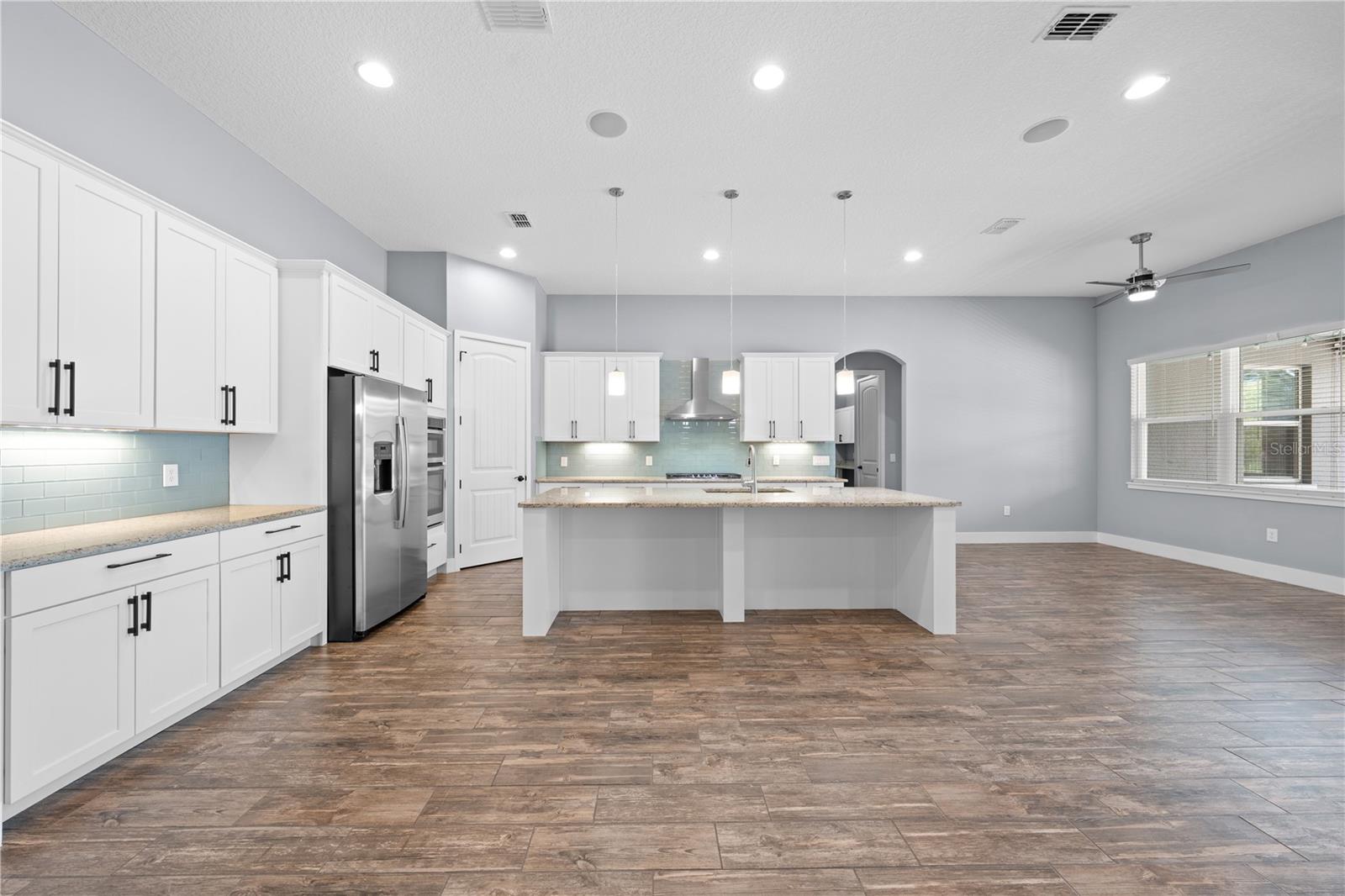 ACREAGE & UNREC - Residential