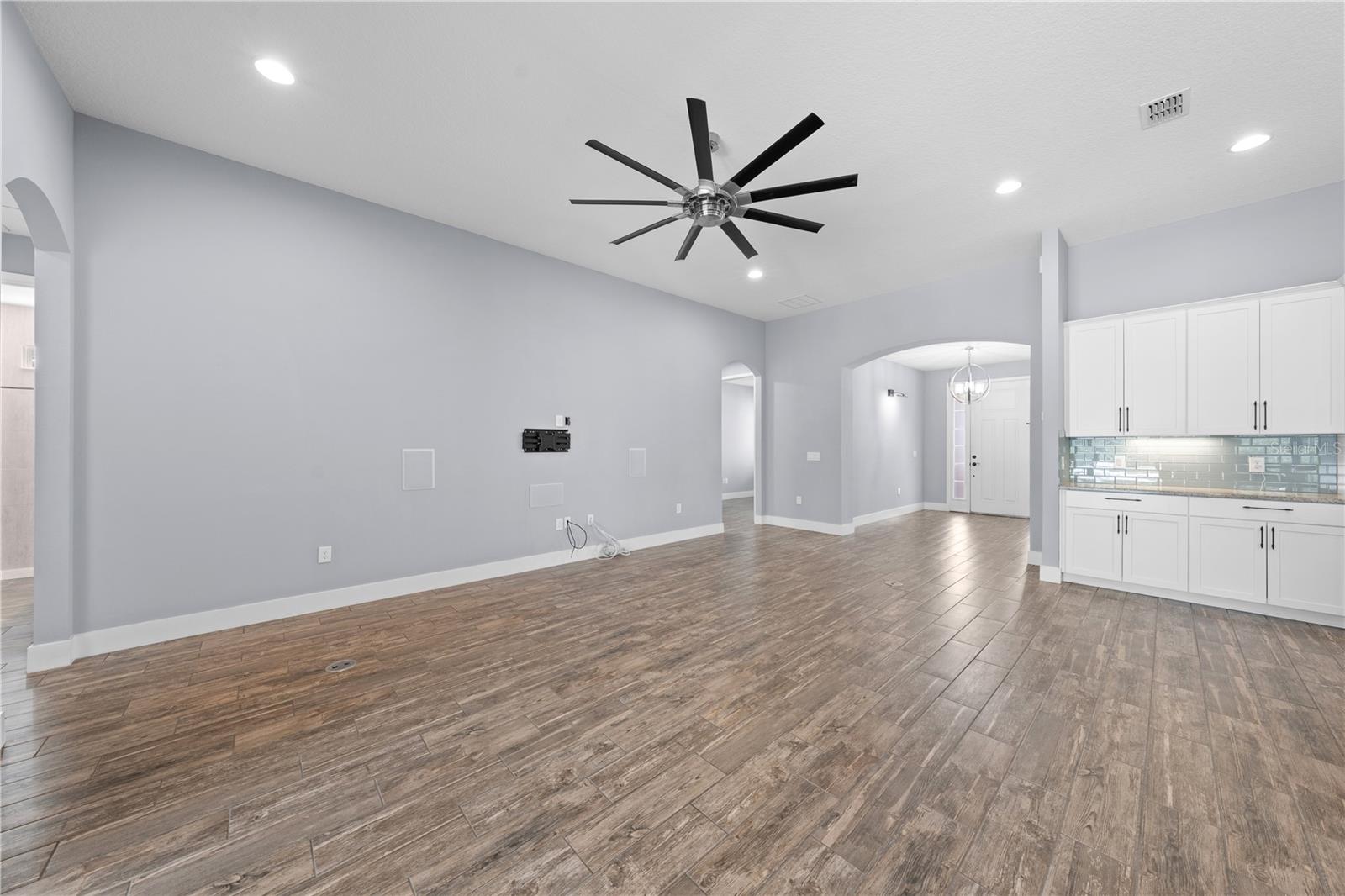 ACREAGE & UNREC - Residential