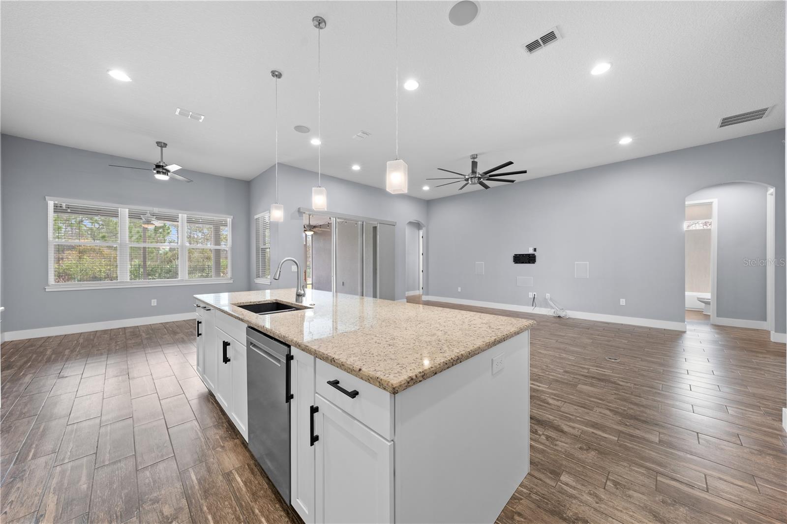 ACREAGE & UNREC - Residential