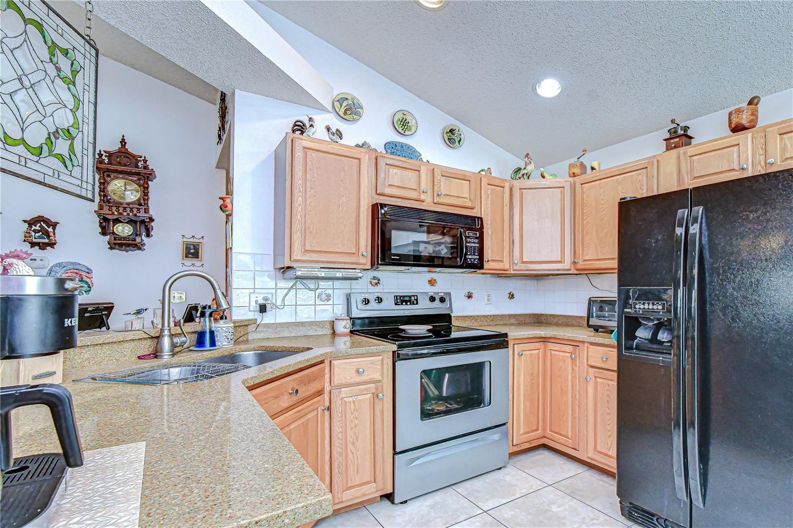 HAMPTON PARK UNIT 4 - Residential