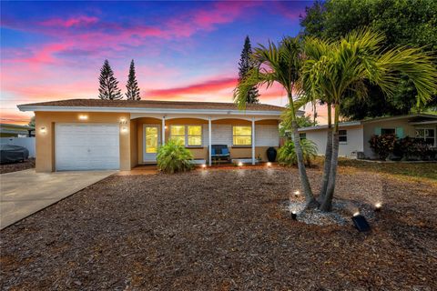 272 WERTZ DRIVE LARGO FL 33771