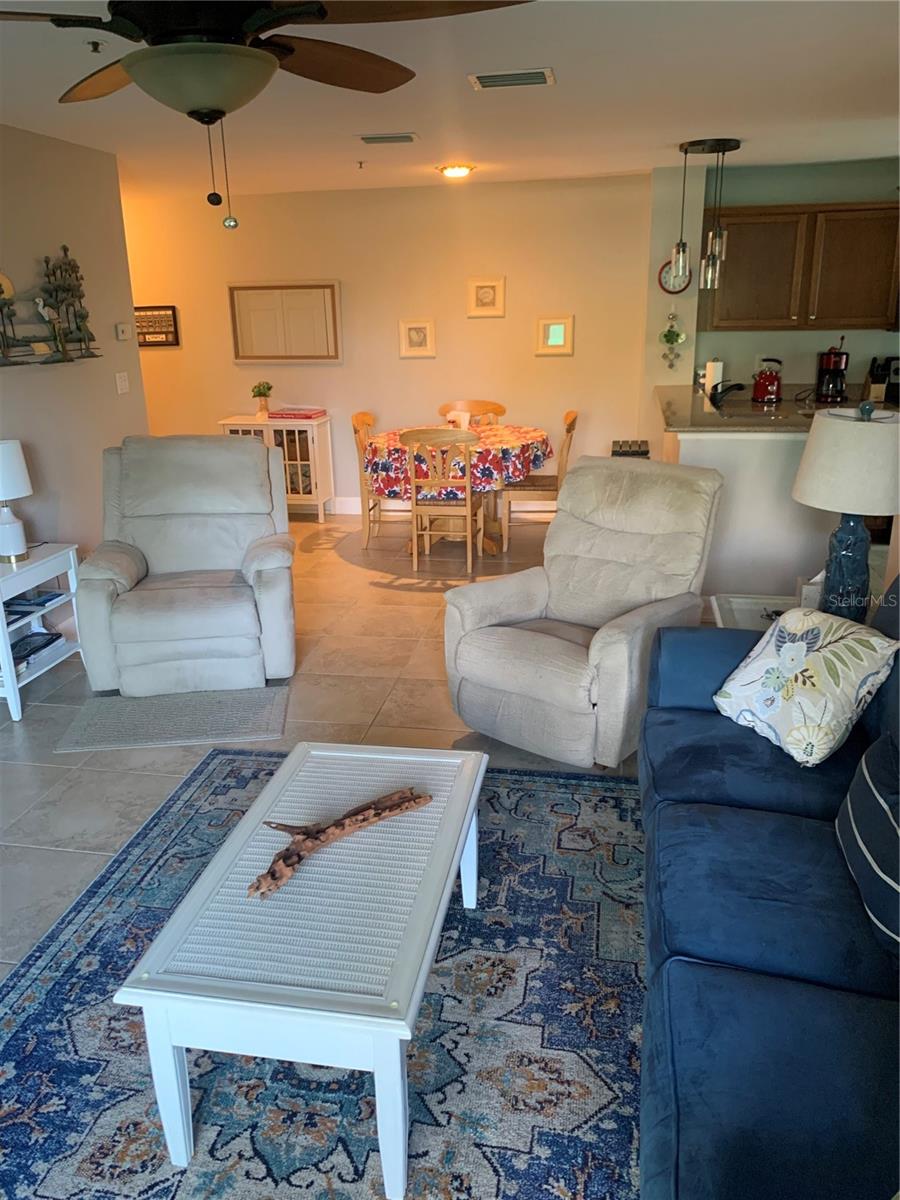 VINTAGE GRAND - Residential