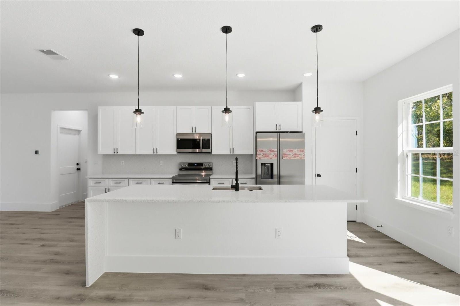 CITRUS SPRINGS UNIT 1 PLAT BK 5 PG 89 LOT 6 BLK 77 - Residential