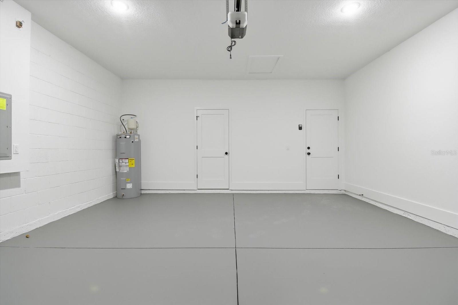 CITRUS SPRINGS UNIT 1 PLAT BK 5 PG 89 LOT 6 BLK 77 - Residential