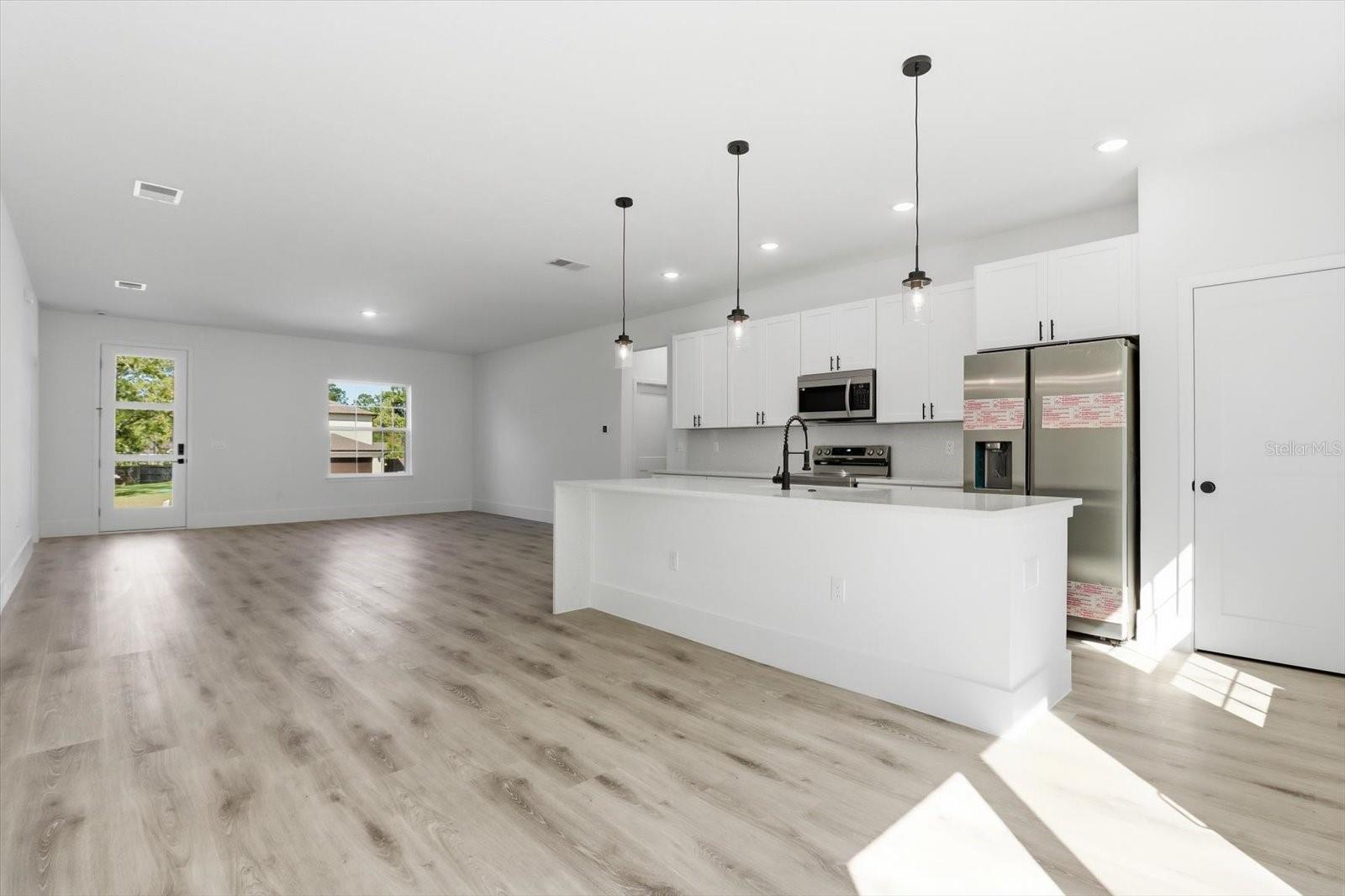 CITRUS SPRINGS UNIT 1 PLAT BK 5 PG 89 LOT 6 BLK 77 - Residential