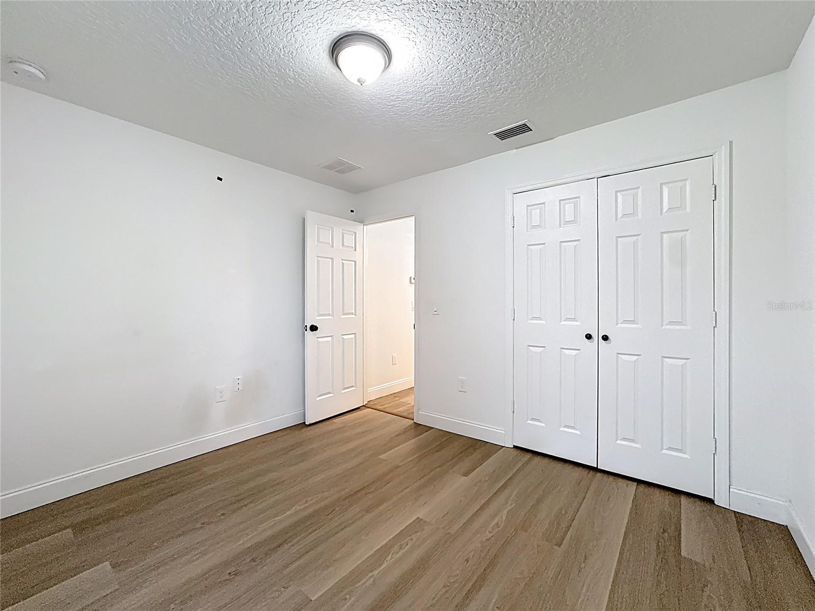 DELTONA LAKES UNIT 32 - Residential