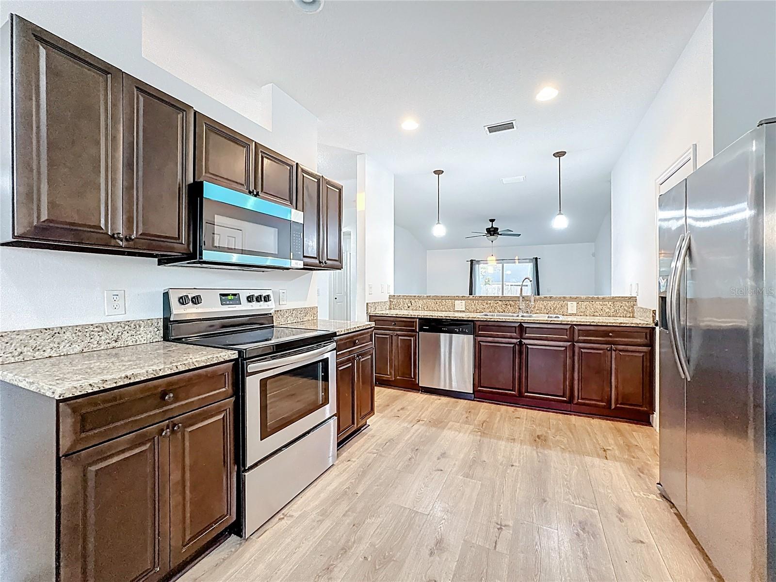 DELTONA LAKES UNIT 32 - Residential