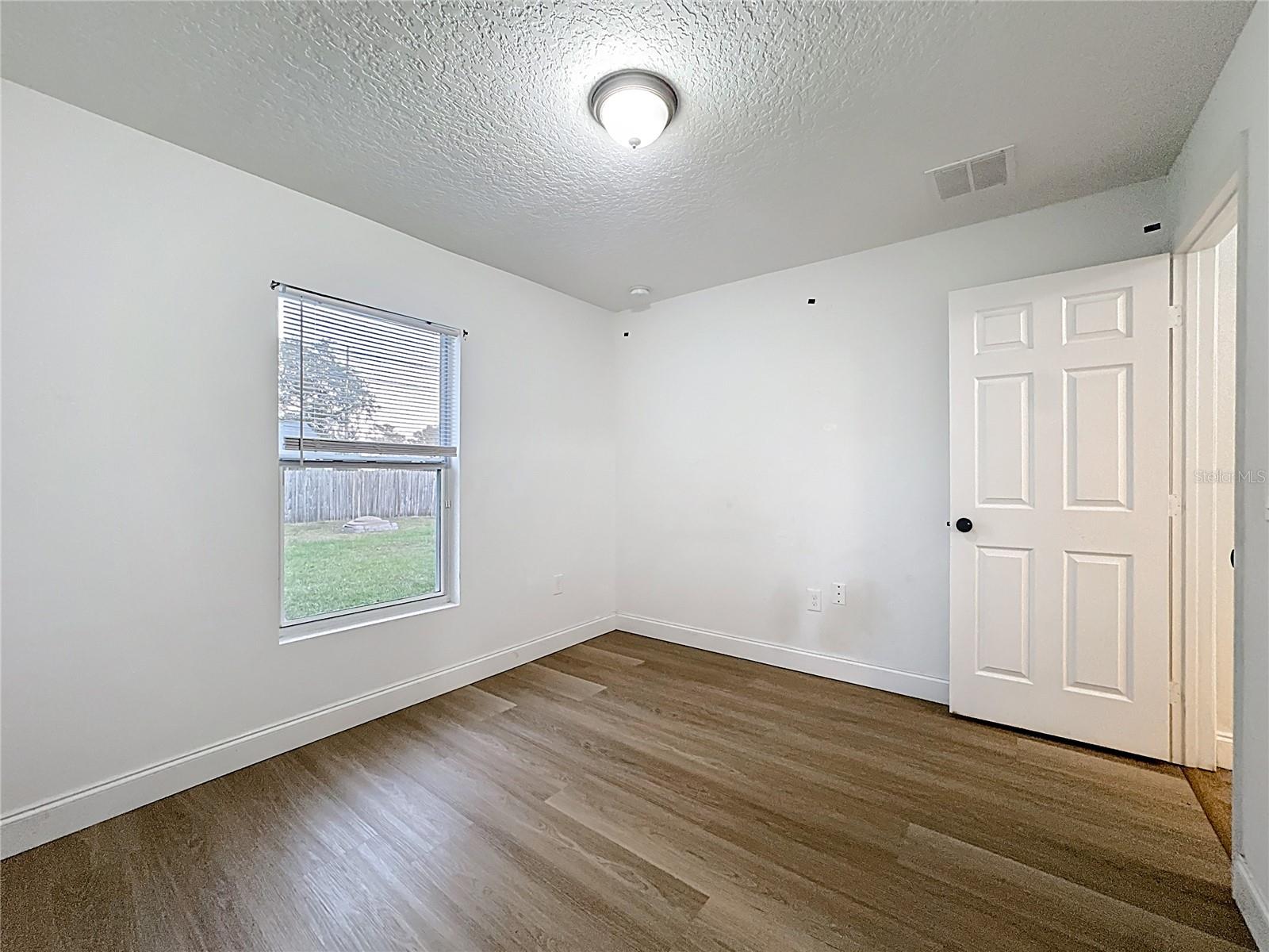 DELTONA LAKES UNIT 32 - Residential