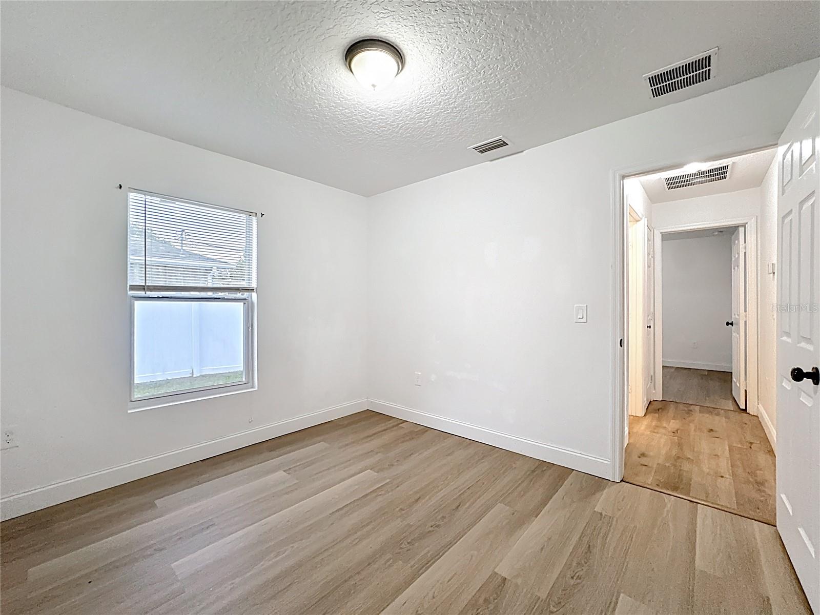 DELTONA LAKES UNIT 32 - Residential