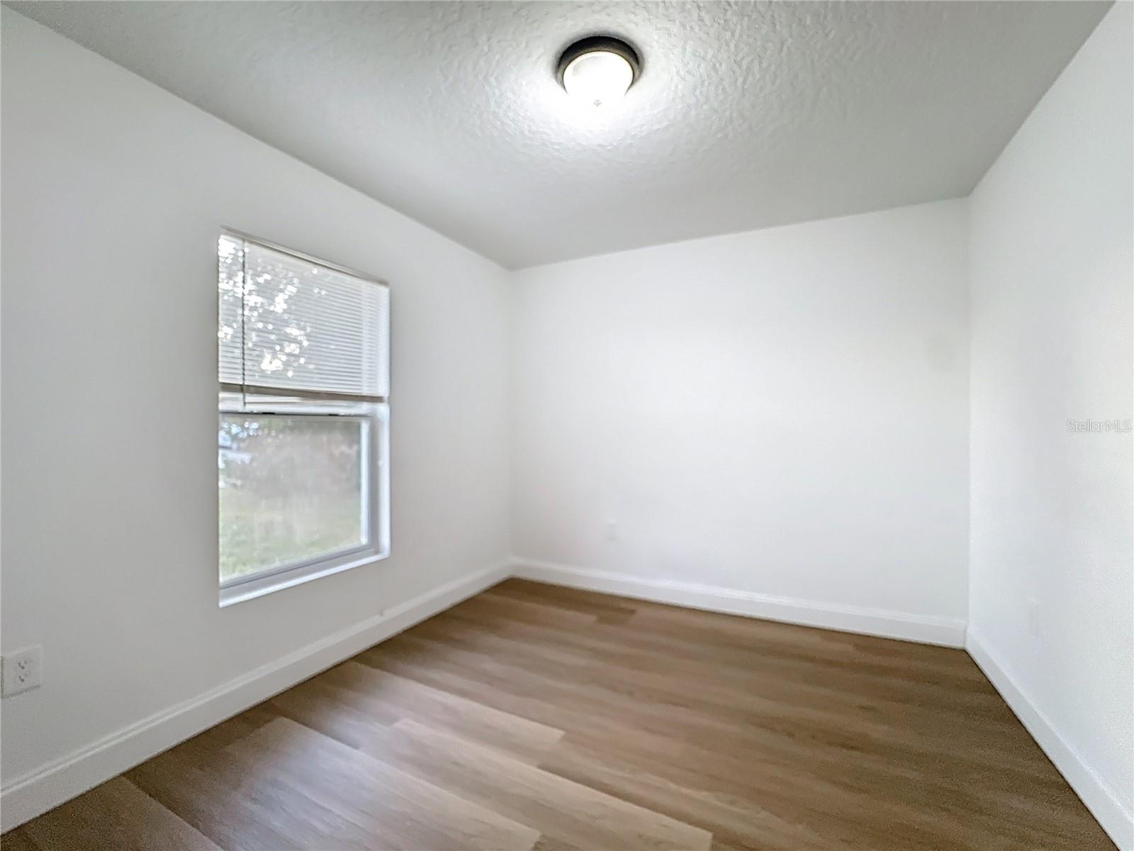 DELTONA LAKES UNIT 32 - Residential