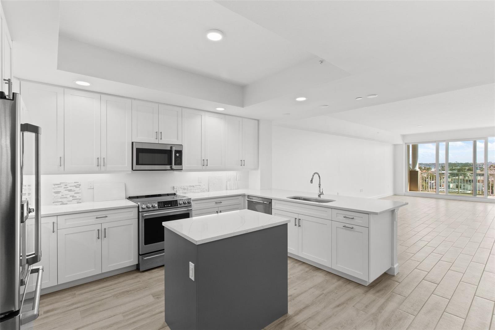 ISLAND ESTATES OF CLEARWATER - Residential