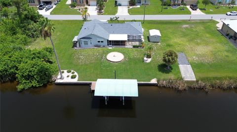 A home in PORT CHARLOTTE