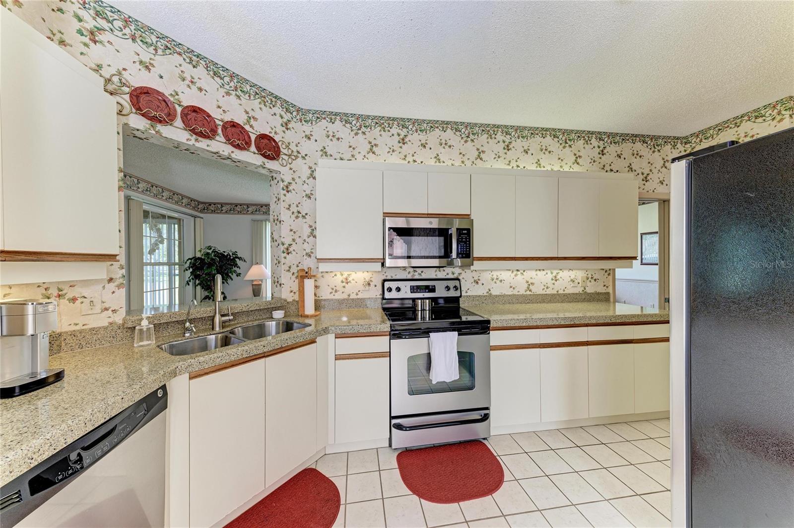 THE VILLAS AT PINEBROOK PH IV - Residential