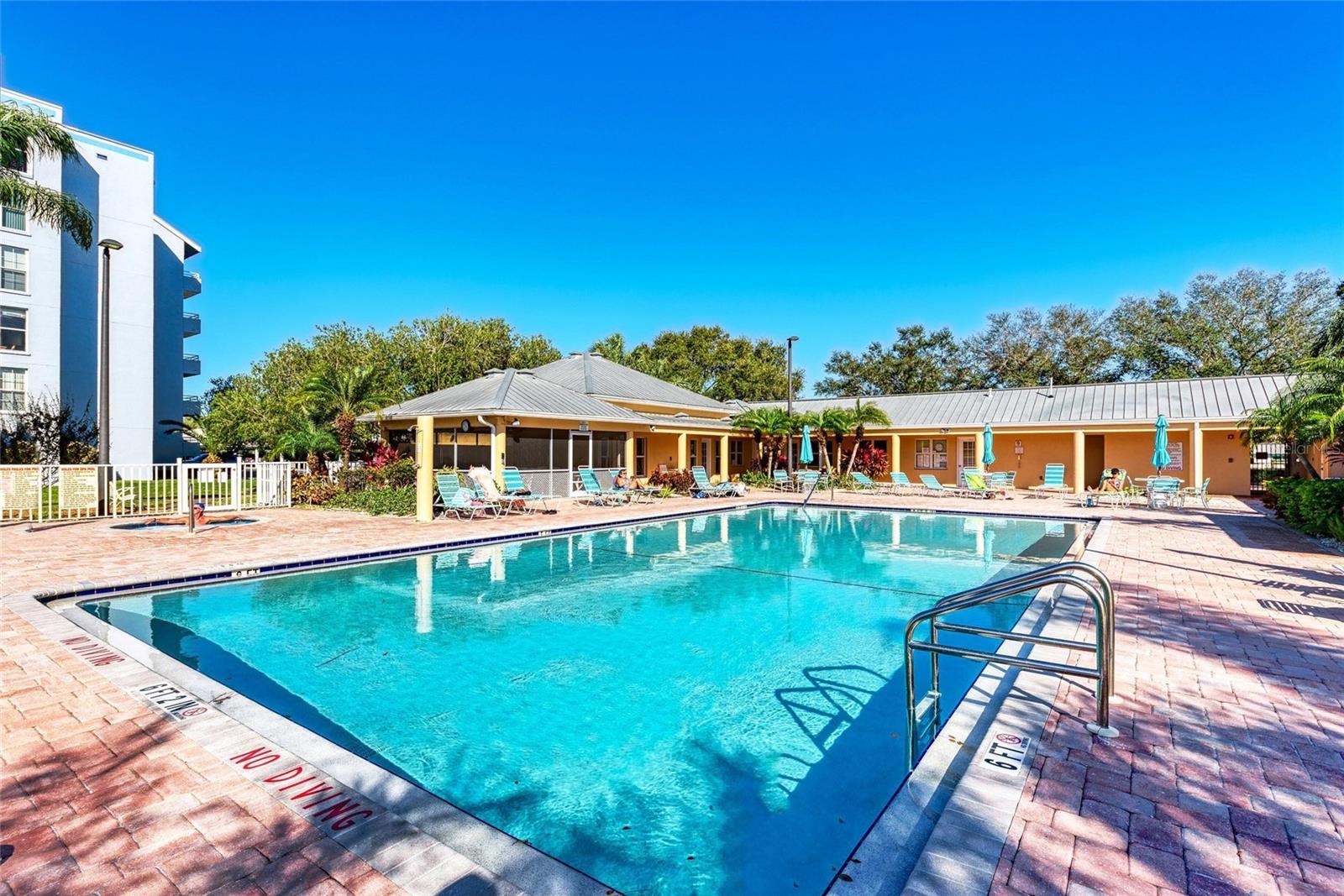 THE VILLAS AT PINEBROOK PH IV - Residential