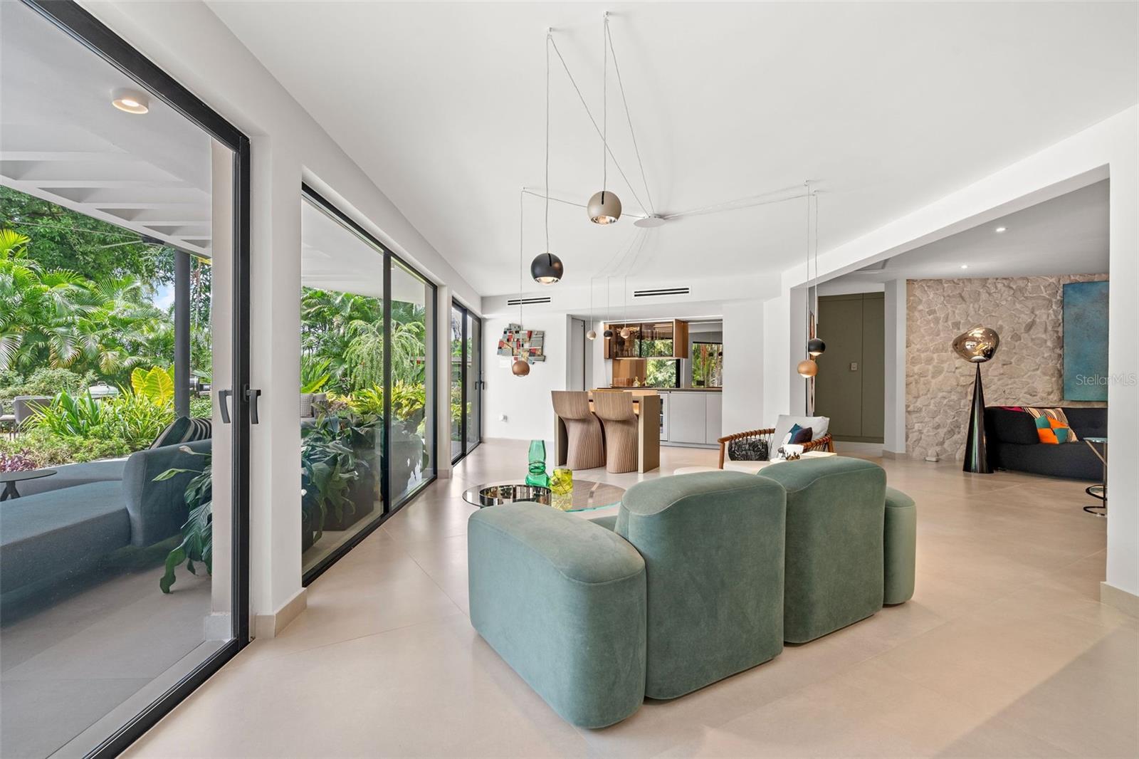 GARDEN HILLS - Residential