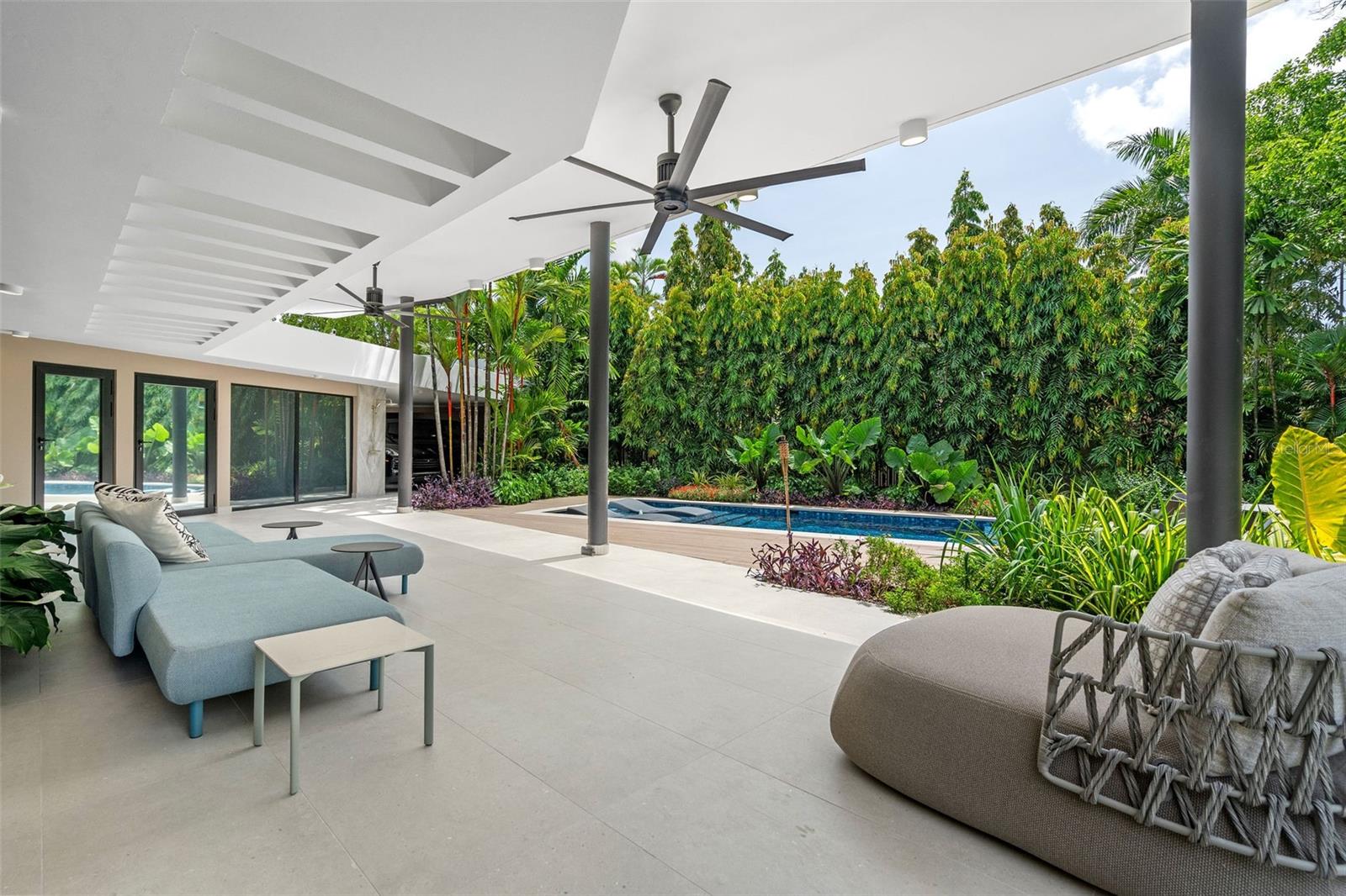 GARDEN HILLS - Residential