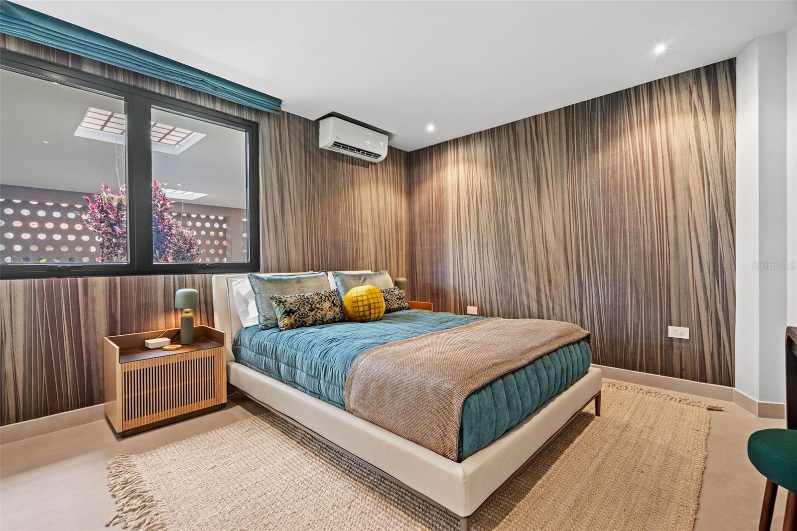 GARDEN HILLS - Residential