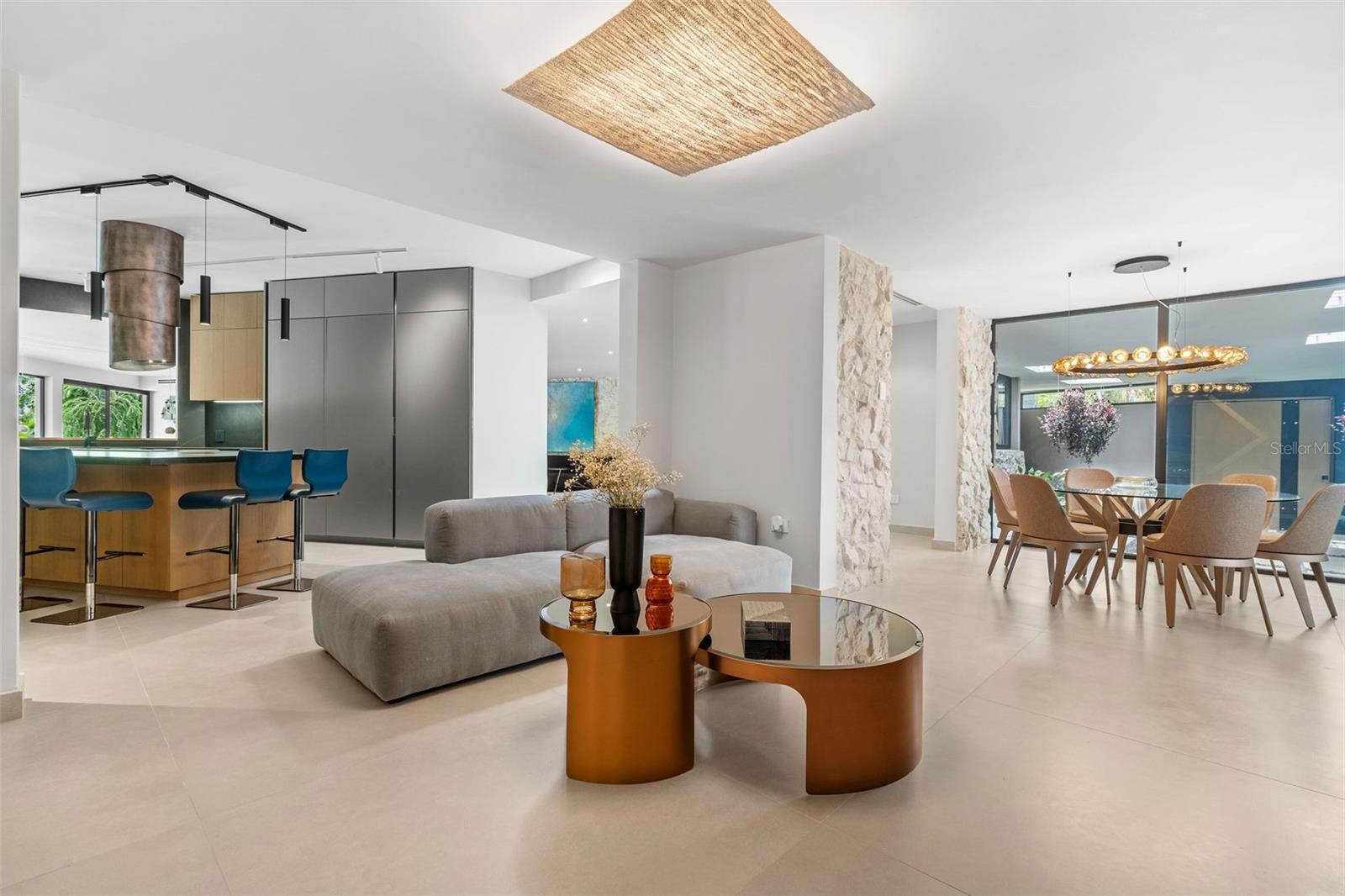 GARDEN HILLS - Residential