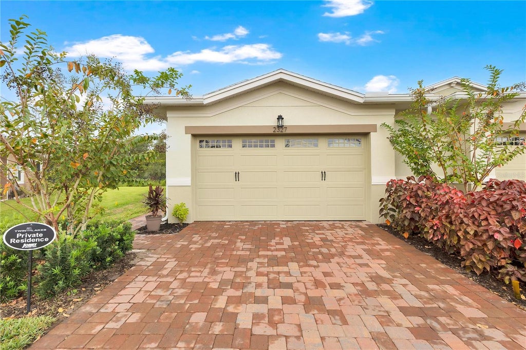 Photo of 2327 Datura Loop, Saint Cloud, FL 34772 (MLS # S5158714)