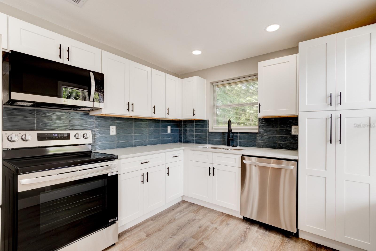 WELLWORTH VILLAGE UNIT 01 - Residential