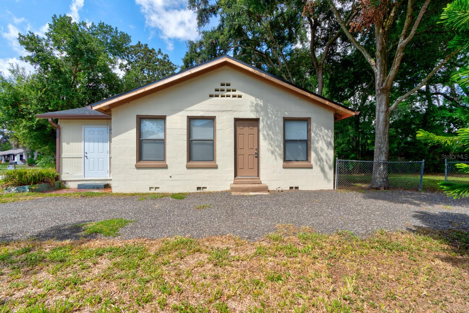 You can't beat the price on this recently remodeled home, ready for it's new owner! This 3 bedroom, 1 bathroom has been lovingly updated with new luxury vinyl planking, new ceiling fans and fresh paint throughout. The kitchen is gorgeous with new sparkling white cabinets, granite countertops, new appliance package and modern black fixtures. Bathroom has also been updated with new vanity, gray marbled tile in shower and modern black fixtures. 2024 Roof! Large lot measuring 60x130 with a detached single car garage and automatic door opener! This home is conveniently located close to shopping, restaurants and main thoroughfares.