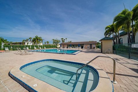 A home in PORT CHARLOTTE