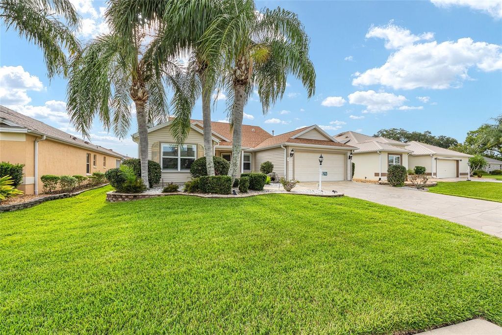 Photo of 17394 SE 72nd Deer Run Avenue, The Villages, FL 32162 (MLS # OM709342)