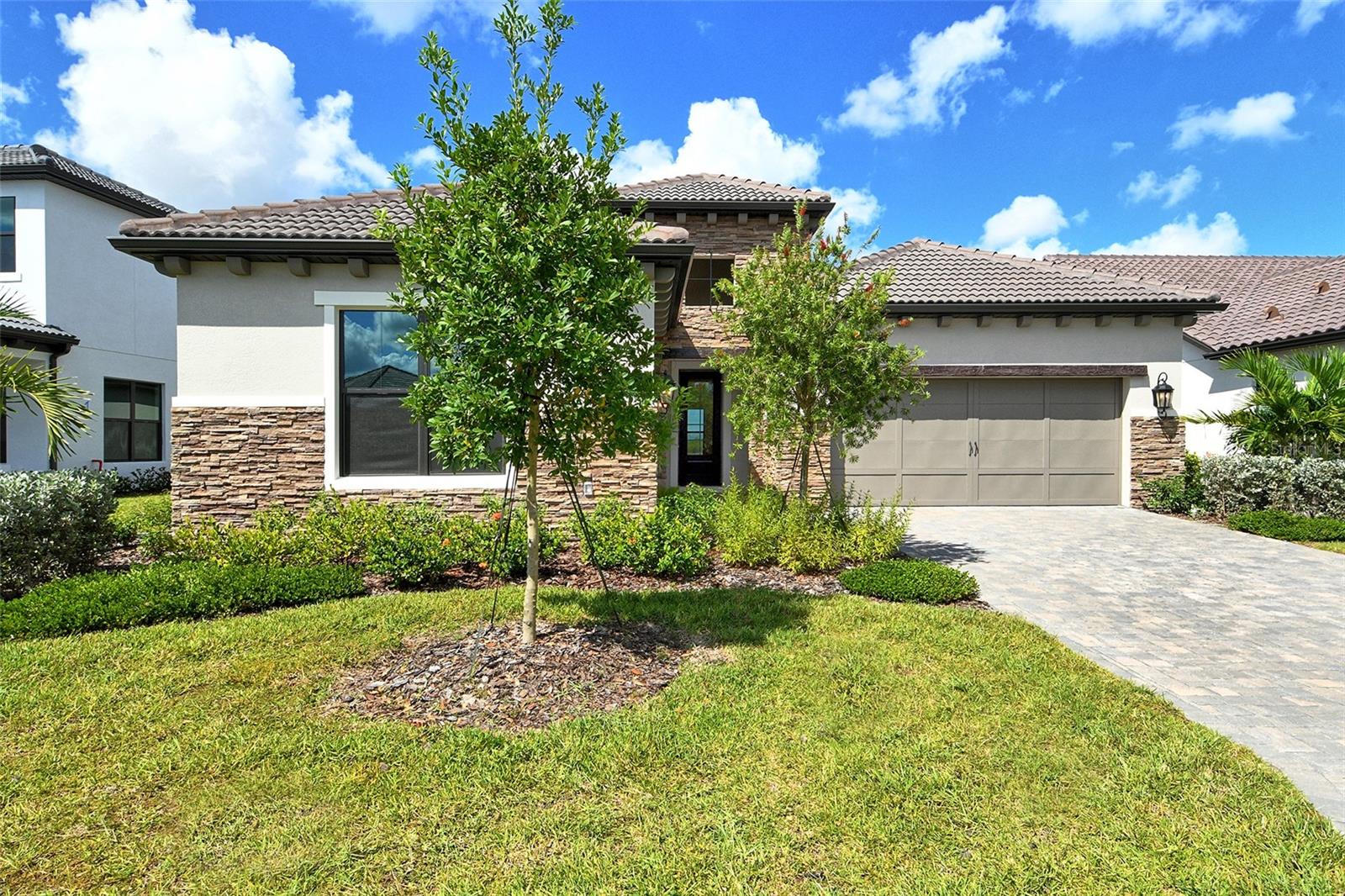 ARIA PHASE III - Residential