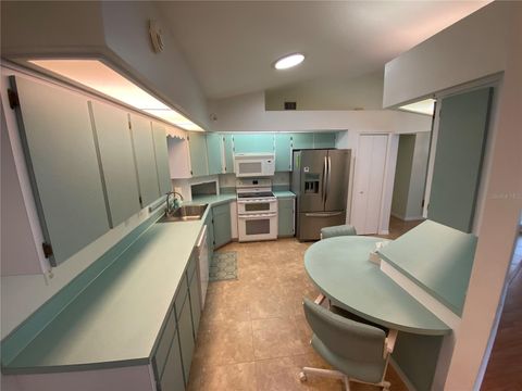 Tiny photo for 26840 Racquet Circle, Leesburg, FL 34748 (MLS # G5112250)
