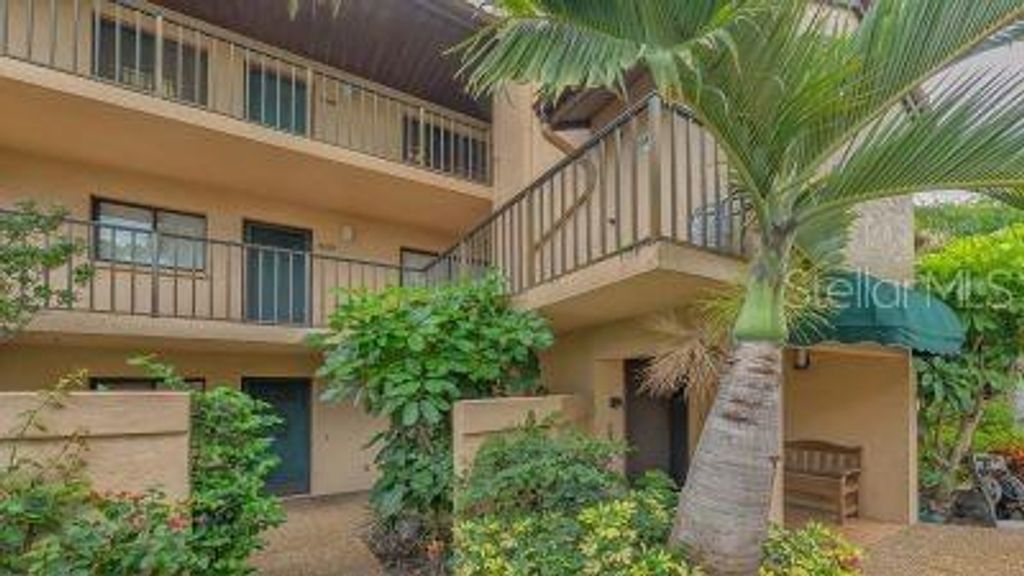 Photo of 5569 Ashton Lake Drive #5569, Sarasota, FL 34231 (MLS # A4676502)