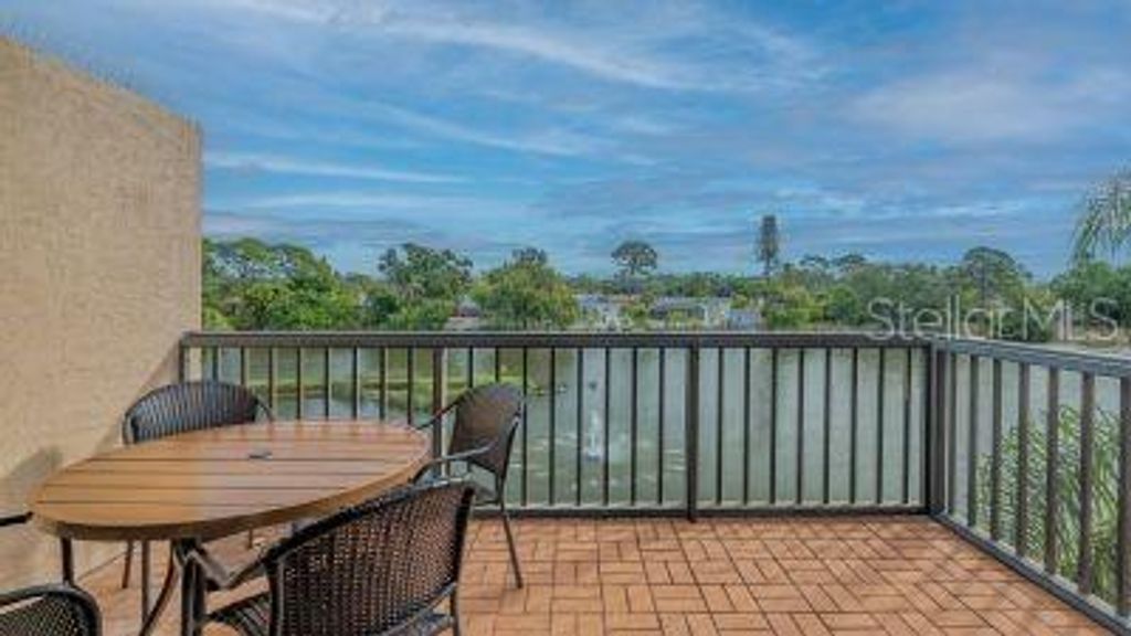 Photo of 5569 Ashton Lake Drive #5569, Sarasota, FL 34231 (MLS # A4676502)