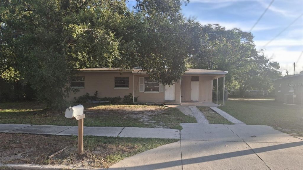 Photo of 1535 Hialeah Street, Orlando, FL 32808 (MLS # O6355316)