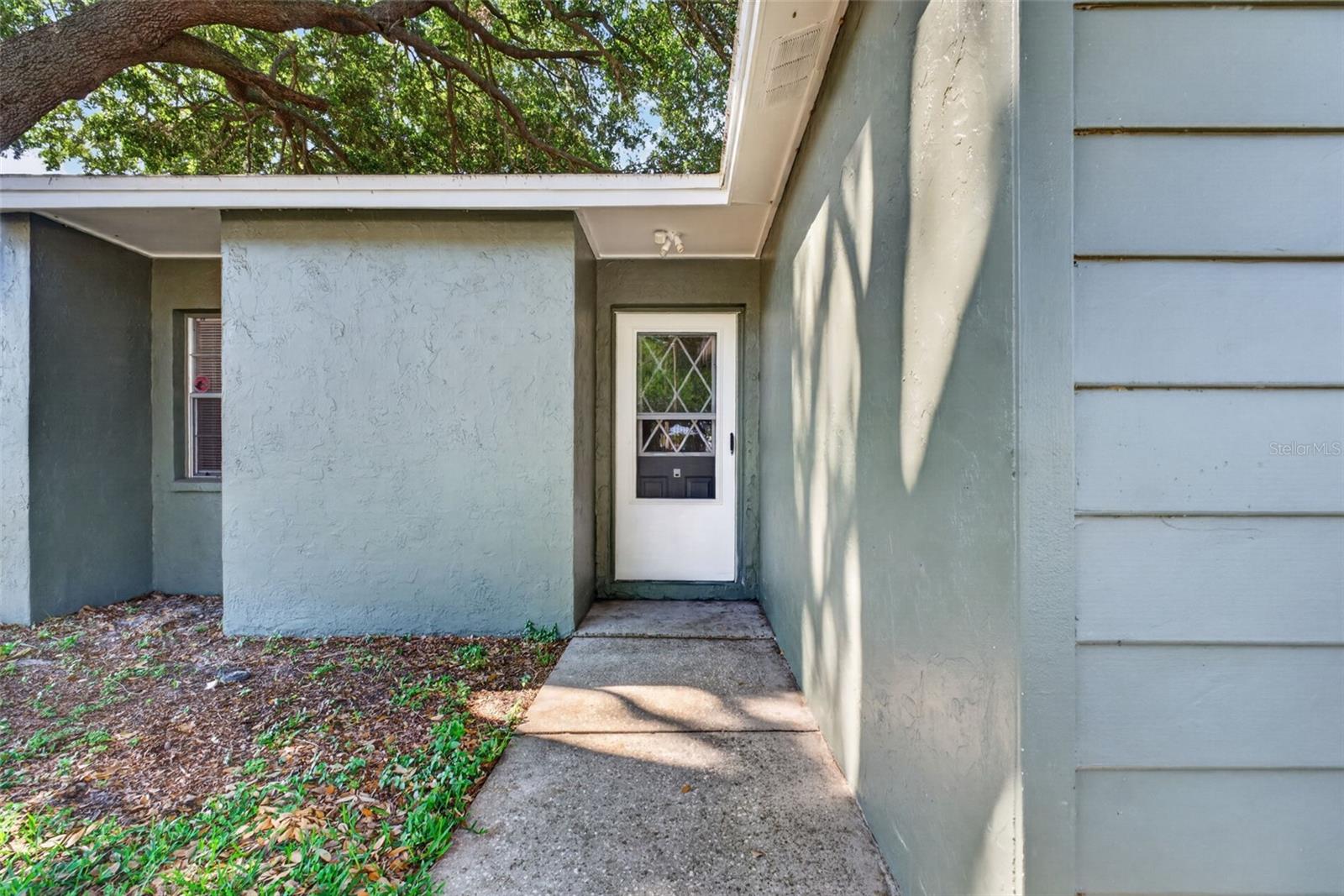 1317 PERIWINKLE COURT