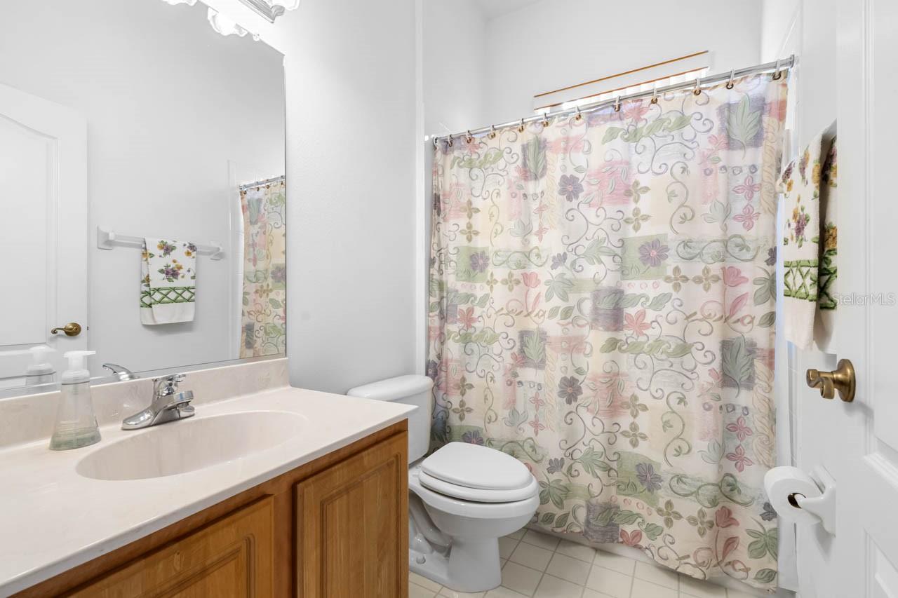 YORKSHIRE SUB - Residential