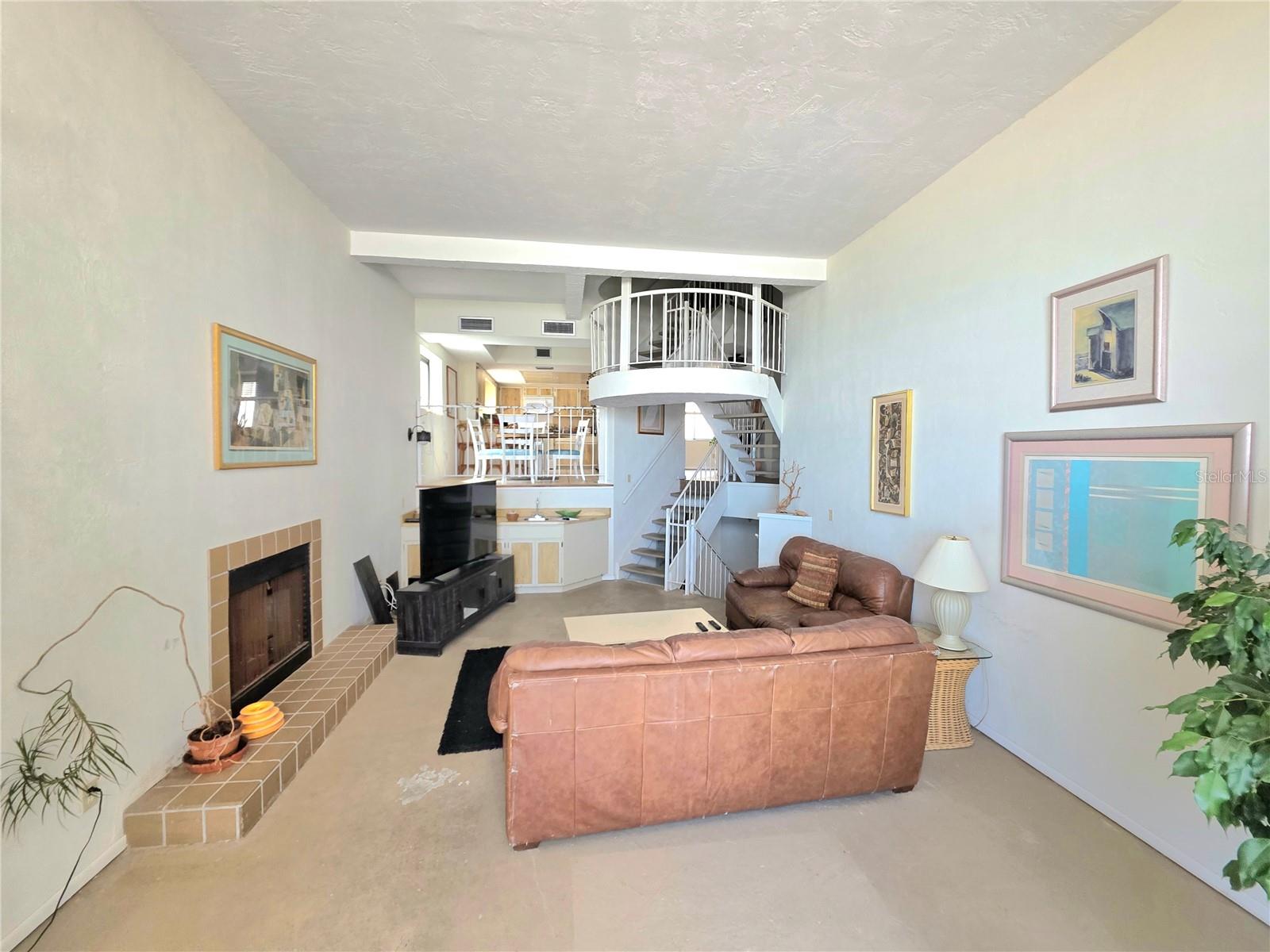 CLUB OCEANIA CONDO PH 01 & 02 - Residential