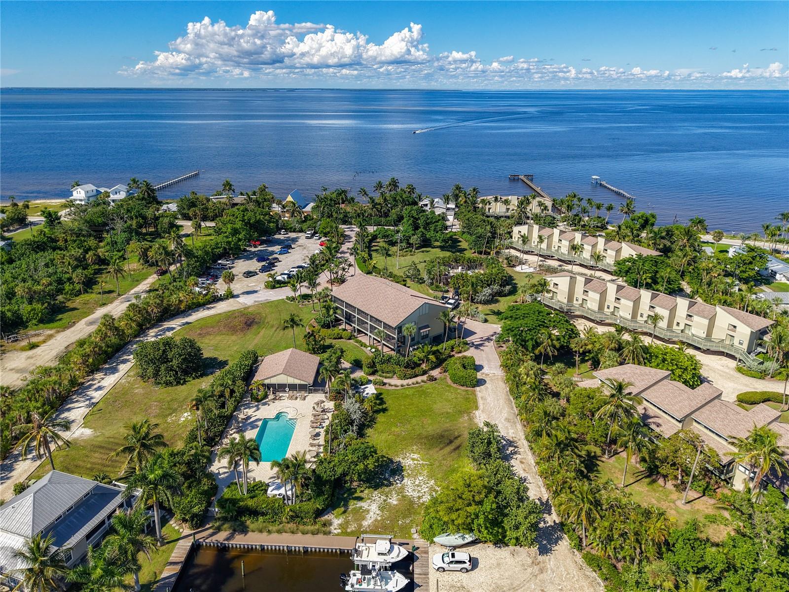 BOCILLA ISLAND CLUB WEST PH 01 - Residential