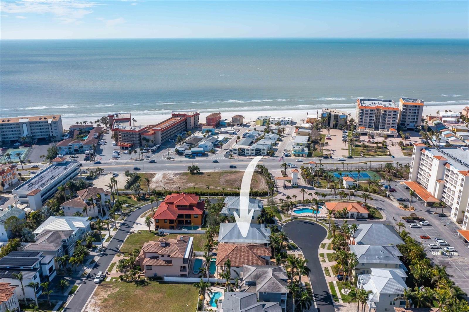 REDINGTON SHORES YACHT & TENNIS CLUB - Residential