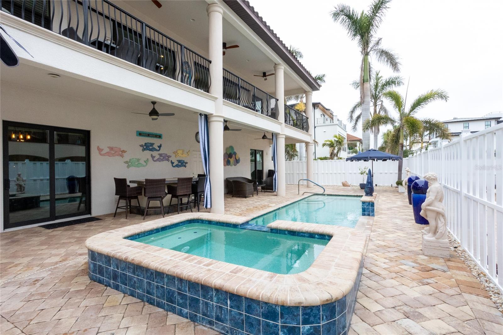 REDINGTON SHORES YACHT & TENNIS CLUB - Residential