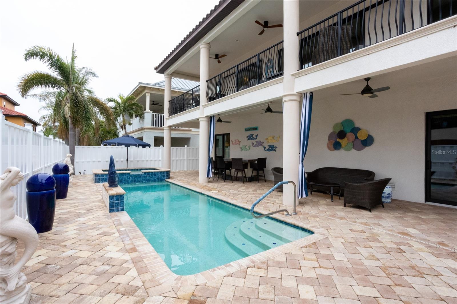 REDINGTON SHORES YACHT & TENNIS CLUB - Residential