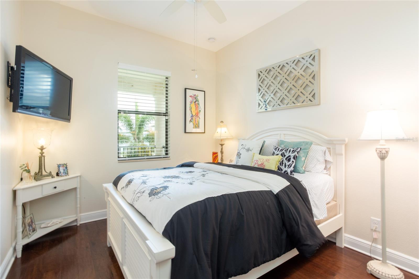 REDINGTON SHORES YACHT & TENNIS CLUB - Residential